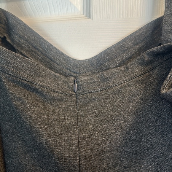 Cabi Size 16 Gray Ponte Bustier Top with Adjustable Straps - Picture 3 of 4